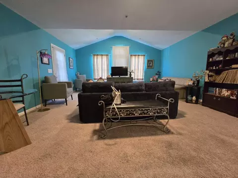 Living - 1189 Waxwing Dr, Florence, SC 29505 photo 3 of 3