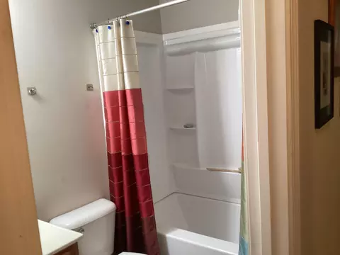 Bath - 1189 Waxwing Dr, Florence, SC 29505 photo 2 of 2