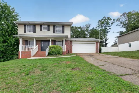 26 Willowood Dr, Spartanburg, SC 29303