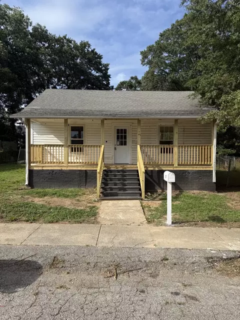 267 Beason St, Woodruff, SC 29388