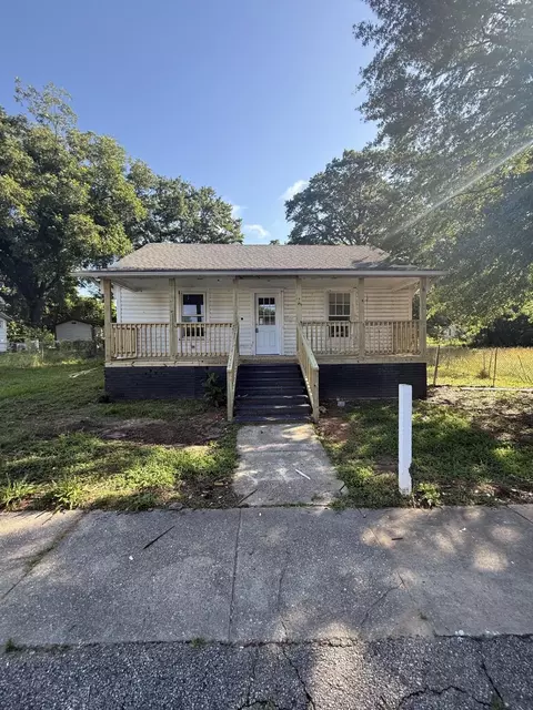 267 Beason St, Woodruff, SC 29388