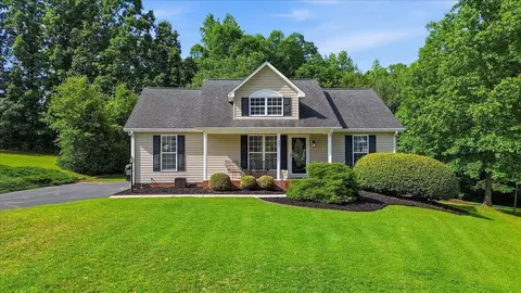 535 Wind Crest Dr, Inman, SC 29349