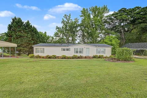 1754 Memorial Drive Ext, Greer, SC 29651