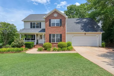 215 Doral Ct, Spartanburg, SC 29301