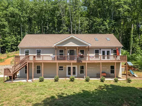 80 Bramlett Rd, Taylors, SC 29687