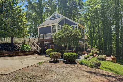 210 Fairway Forest Vw, Fountain Inn, SC 29644