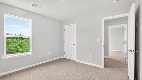 Bedroom - 127 Lazzon Rd, Moore, SC 29369 photo 4 of 10