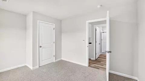 Bedroom - 127 Lazzon Rd, Moore, SC 29369 photo 2 of 10