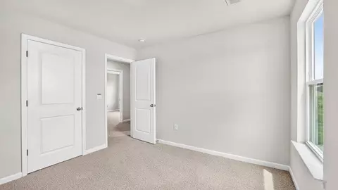 Bedroom - 127 Lazzon Rd, Moore, SC 29369 photo 8 of 10
