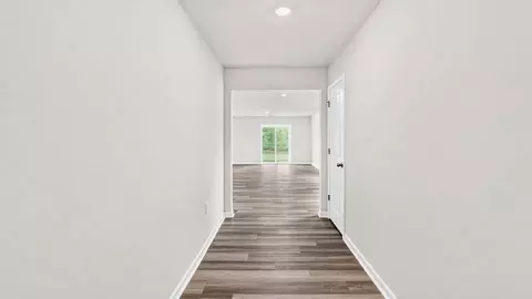 Entry Way - 127 Lazzon Rd, Moore, SC 29369 photo 1 of 6