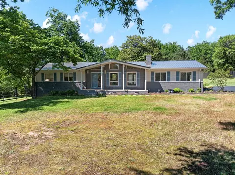 1064 Knollwood Acres Rd, Boiling Springs, SC 29316