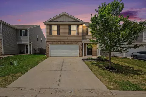 1328 Ledsham Ct, Greer, SC 29651