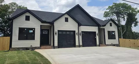 361363 Main St, Converse, SC 29329