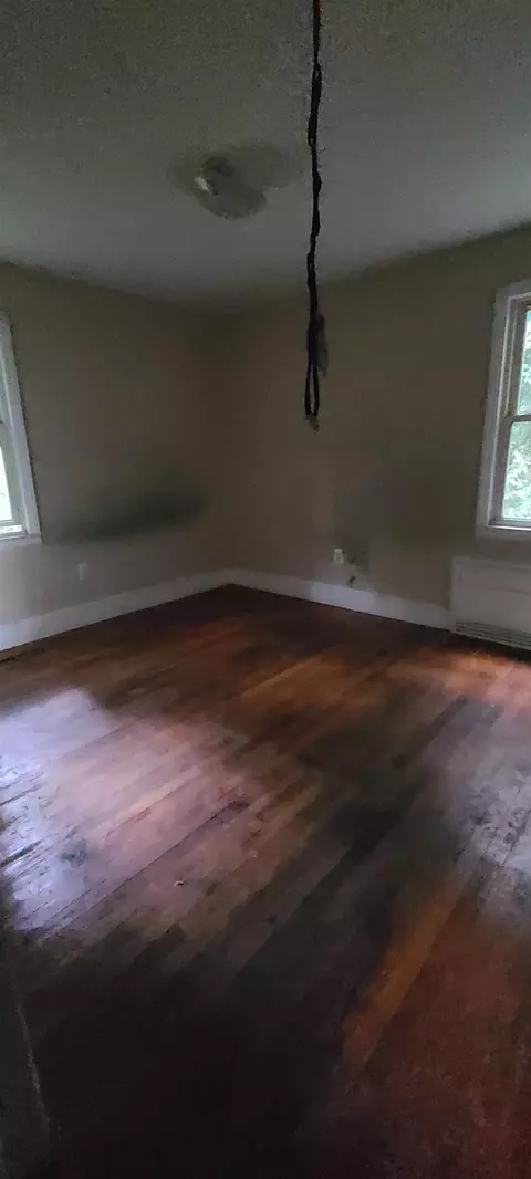 Bedroom - 111 Circle Dr, Union, SC 29379 photo 2 of 2