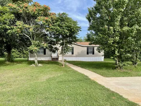 171 Songbird Ln, Gaffney, SC 29341