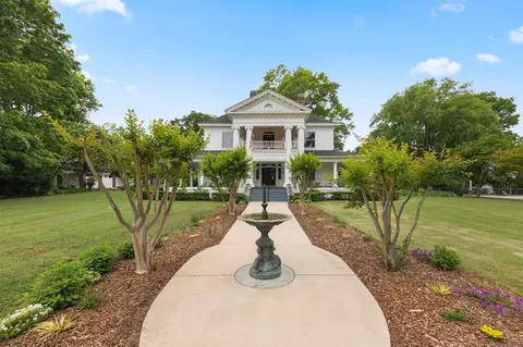 530 E Rutledge Ave, Gaffney, SC 29340