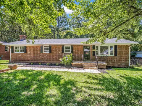 453 Lucerne Dr, Spartanburg, SC 29302