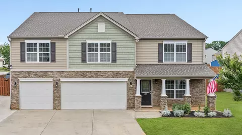 Exterior - 416 Saddleback Trl, Duncan, SC 29334 photo 2 of 6