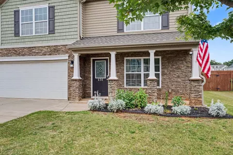Exterior - 416 Saddleback Trl, Duncan, SC 29334 photo 4 of 6