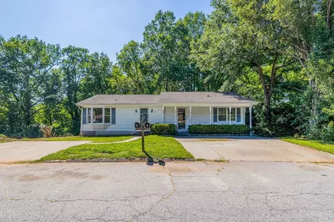 4016 Pebblebrook Ct, Spartanburg, SC 29301