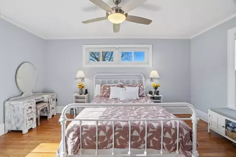 Bedroom - 208 E Fairview Ave, Gafffney, SC 29341 photo 2 of 6