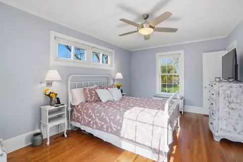 Bedroom - 208 E Fairview Ave, Gafffney, SC 29341 photo 3 of 6