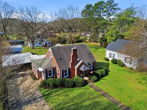 View/Area - 208 E Fairview Ave, Gafffney, SC 29341 photo 1 of 7