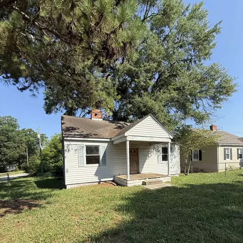 601 Musgrove St, Clinton, SC 29325