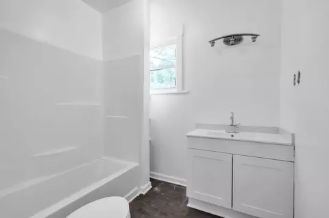 Bath - 285 Stone St, Pacolet, SC 29372 photo 1 of 2