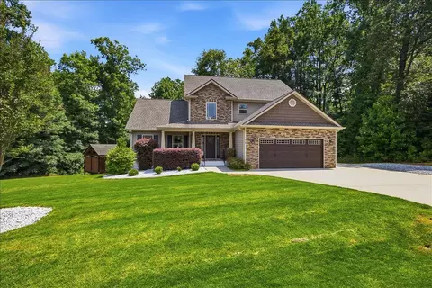 218 Hoozer Dr, Duncan, SC 29334