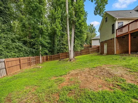 Exterior - 129 Williston Way, Moore, SC 29369 photo 8 of 9