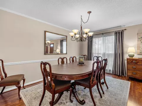 Dining - 300 Middleton Ct, Moore, SC 29369 photo 2 of 3