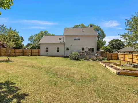 Exterior - 300 Middleton Ct, Moore, SC 29369 photo 11 of 13