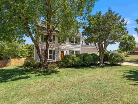 Exterior - 300 Middleton Ct, Moore, SC 29369 photo 4 of 13