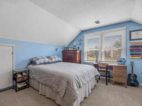 Bedroom - 300 Middleton Ct, Moore, SC 29369 photo 7 of 9