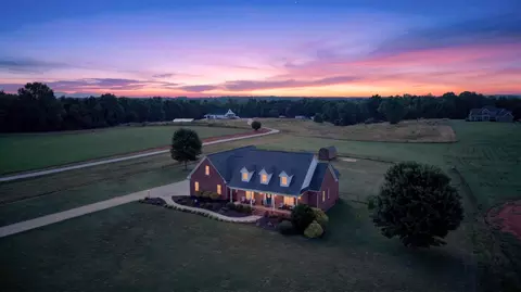 820 Old Island Ford Rd, Chesnee, SC 29323