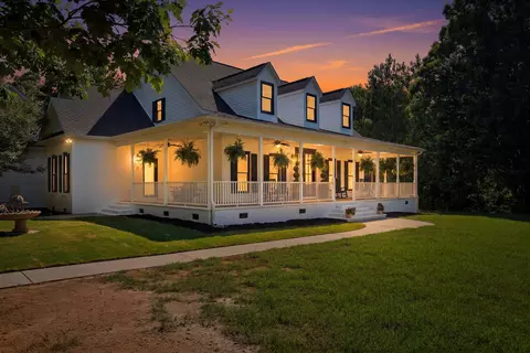 301 S Bennetts Bridge Rd, Greer, SC 29651