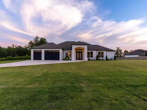 1730 Riveroak Rd, Inman, SC 29349