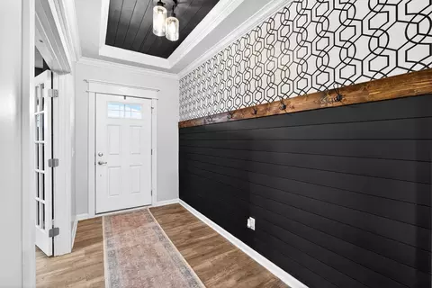 Entry Way - 414 Cloverland Ln, Duncan, SC 29334 photo 1 of 3
