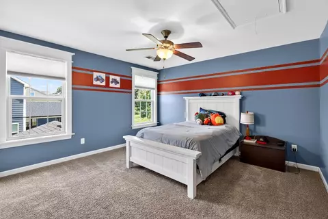 Bedroom - 414 Cloverland Ln, Duncan, SC 29334 photo 2 of 3