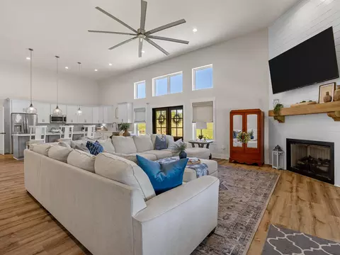 Living - 128 Orchard, Moore, SC 29369 photo 1 of 7