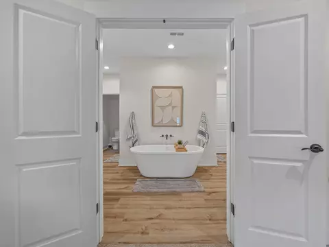 Entry Way - 128 Orchard, Moore, SC 29369 photo 1 of 3