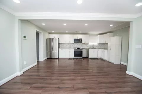 438 E Junior High Rd, Gaffney, SC 29340 photo 4