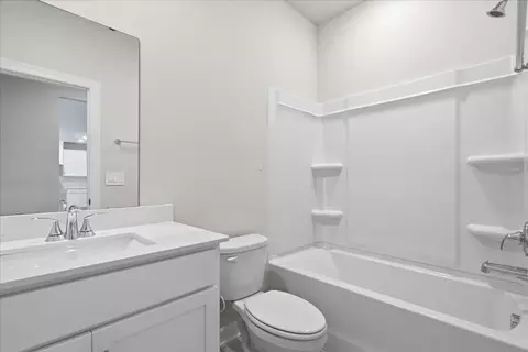 Bath - 1517 Switchback Cir, Moore, SC 29369 photo 1 of 4