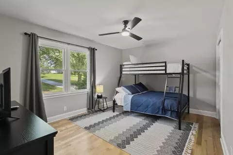 Bedroom - 105 Walker Rd, Campobello, SC 29322 photo 1 of 7
