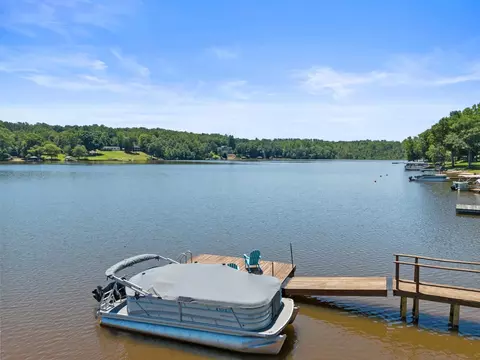 View/Area - 105 Walker Rd, Campobello, SC 29322 photo 8 of 9