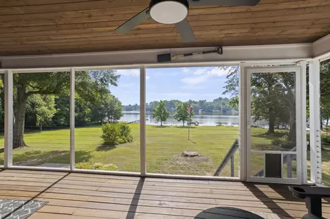 Exterior - 105 Walker Rd, Campobello, SC 29322 photo 6 of 8