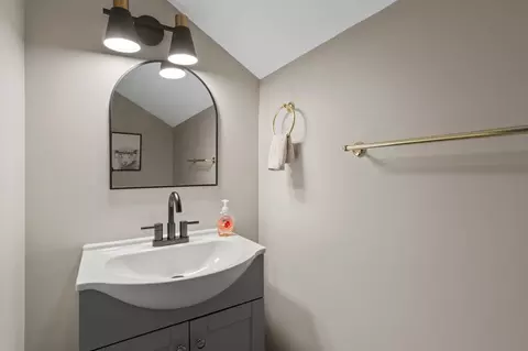 Bath - 105 Walker Rd, Campobello, SC 29322 photo 3 of 3