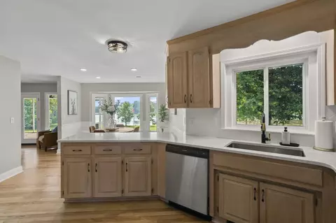 Kitchen - 105 Walker Rd, Campobello, SC 29322 photo 3 of 3