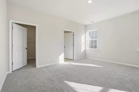 Bedroom - 413 Adhurst Dr, Enoree, SC 29335 photo 4 of 6